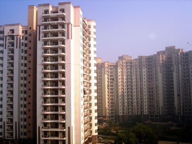 Find highly rated apartments
